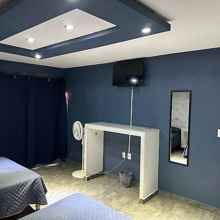 Hotel Calzada La Barca Екстер'єр фото