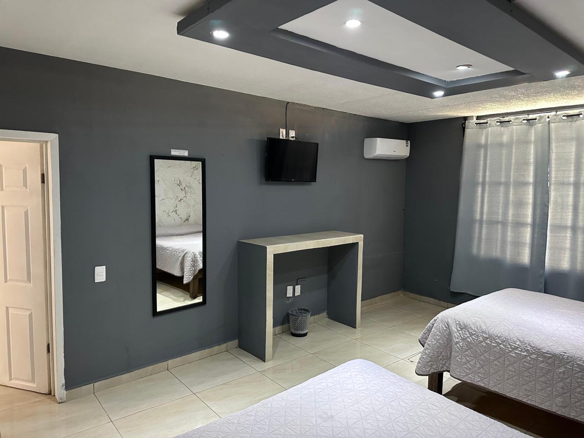 Hotel Calzada La Barca Екстер'єр фото